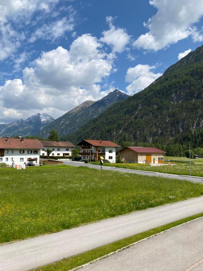 Gaestehaus Huber Holzgau Esterno foto