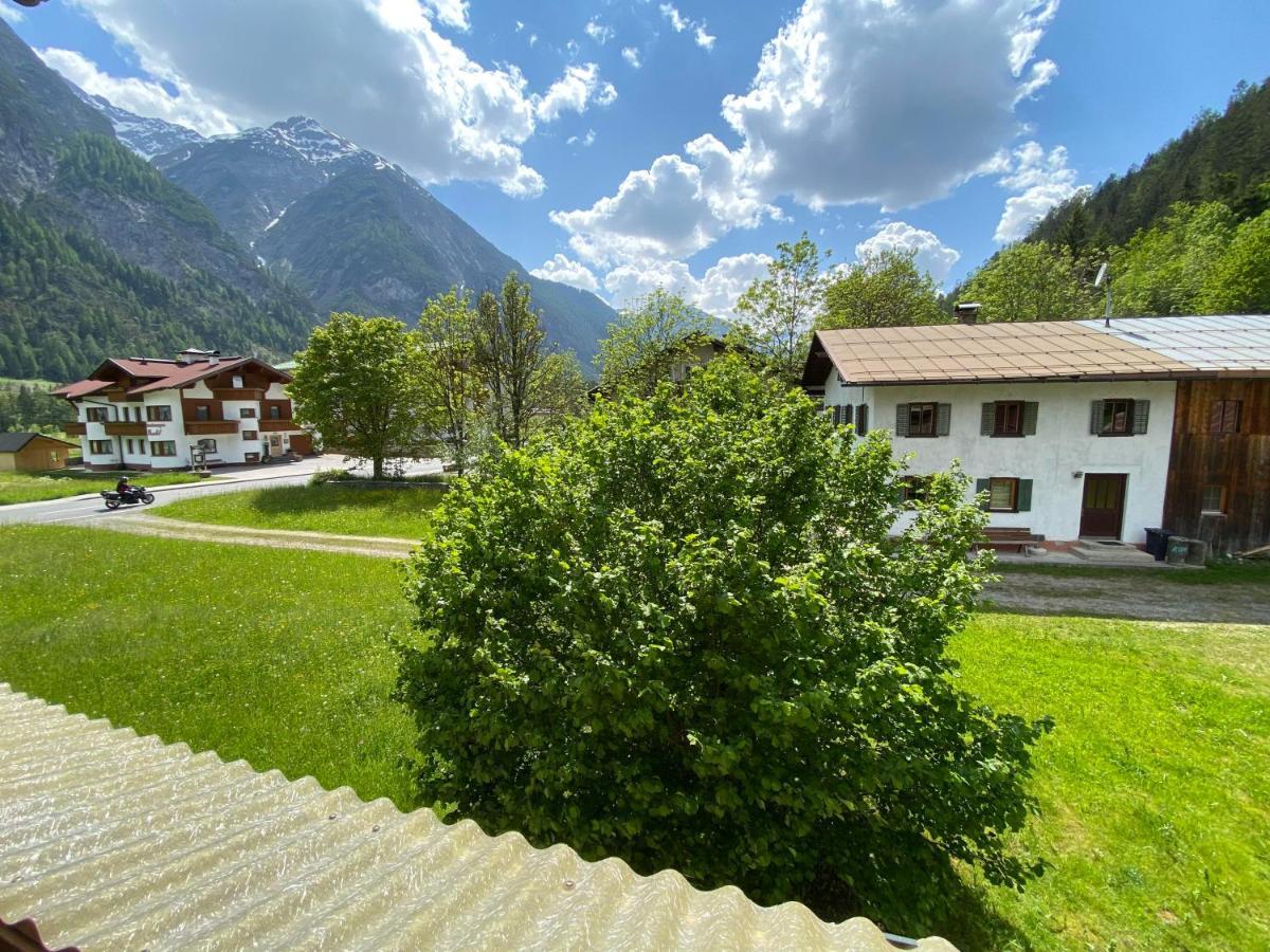 Gaestehaus Huber Holzgau Esterno foto